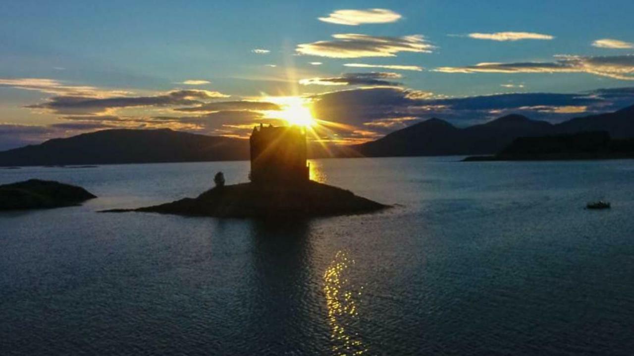 Millie'S Place Fort William Bagian luar foto
